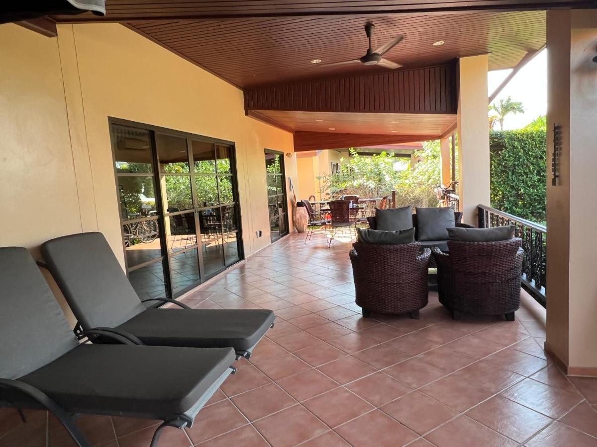 Sea Breeze House Villa Мае Пим Екстериор снимка