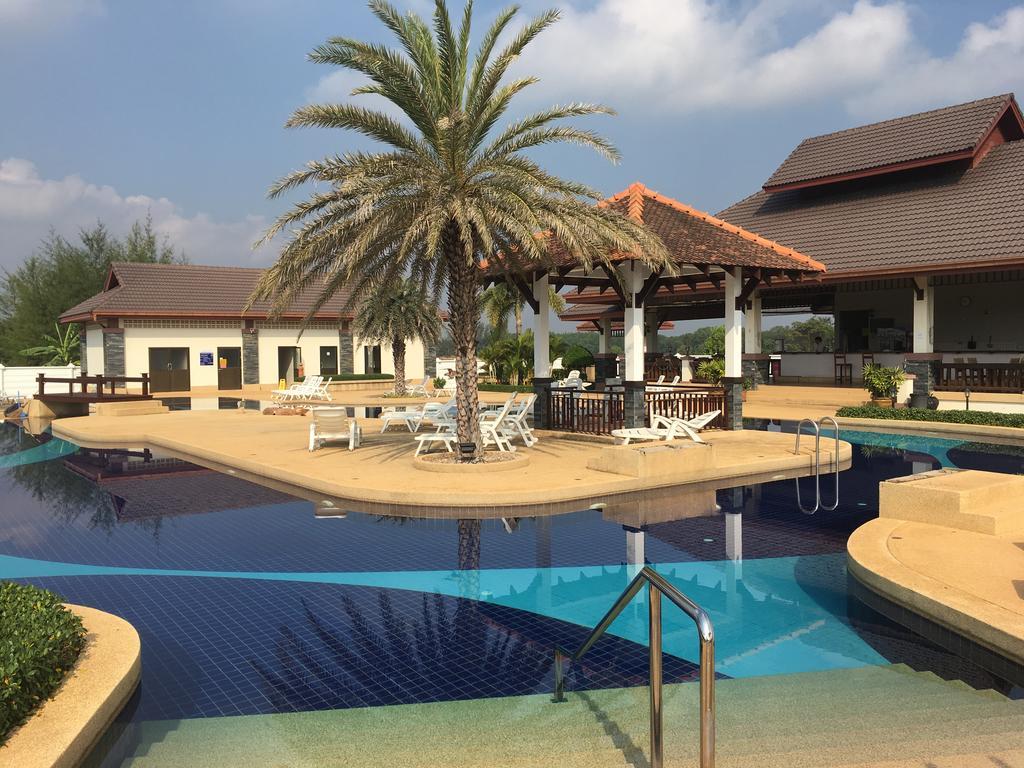 Sea Breeze House Villa Мае Пим Екстериор снимка